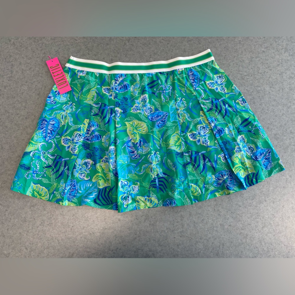 Lilly Pulitzer Luxletic Silvana Skort w/Matching Crossbody - Picture 2 of 12